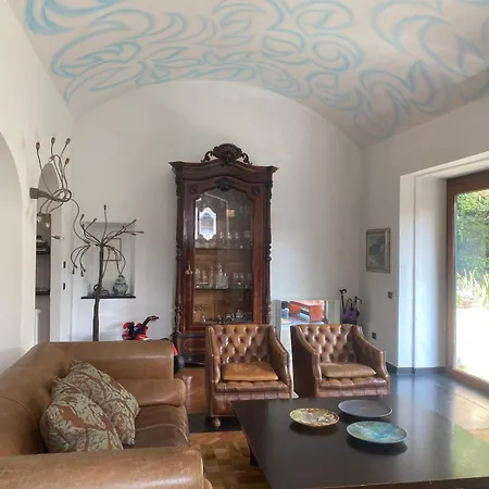 Casa Orsi - In San Michele ラッパロ